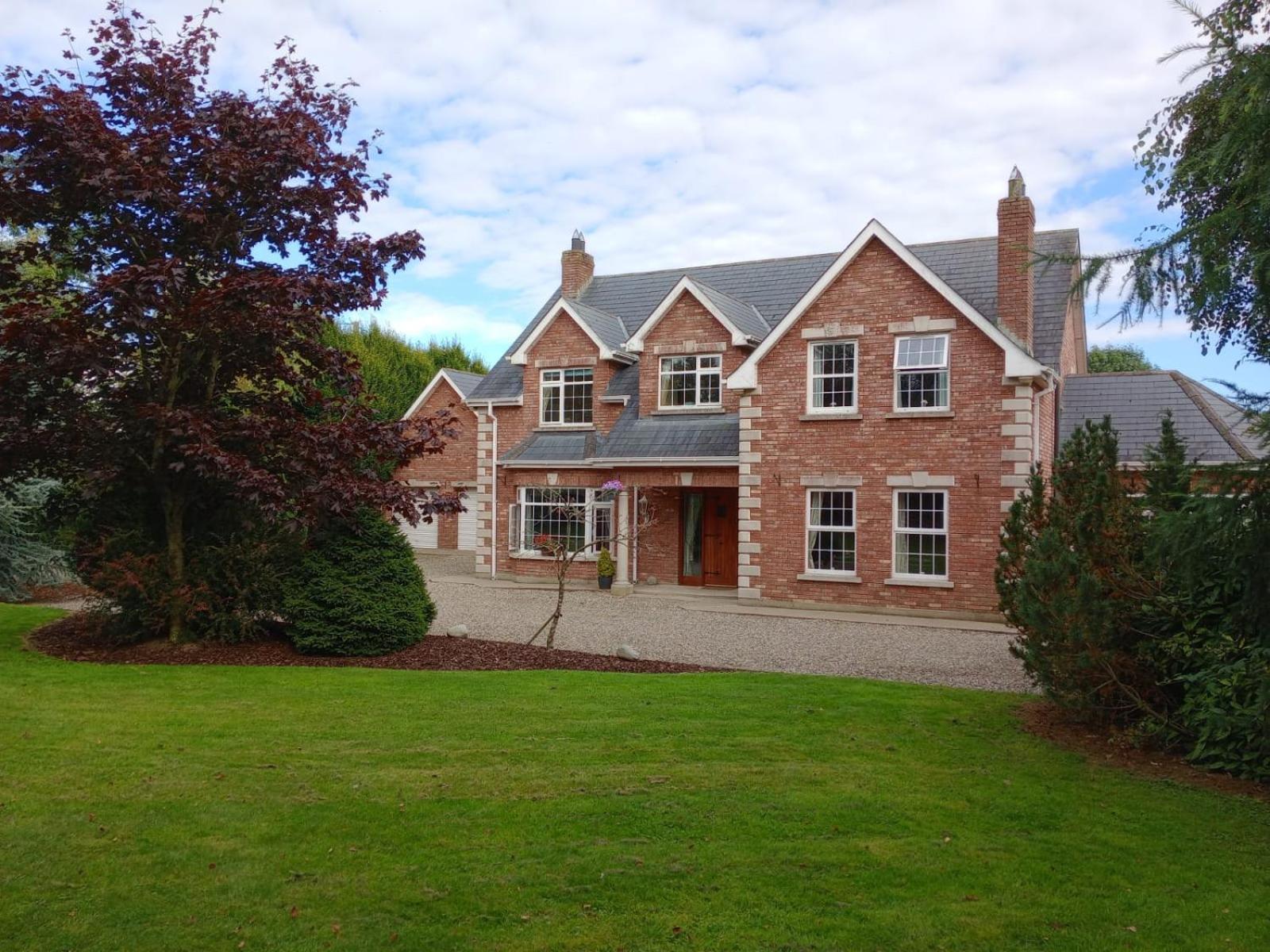 Tullynacrunat Lodge Castleblayney Esterno foto